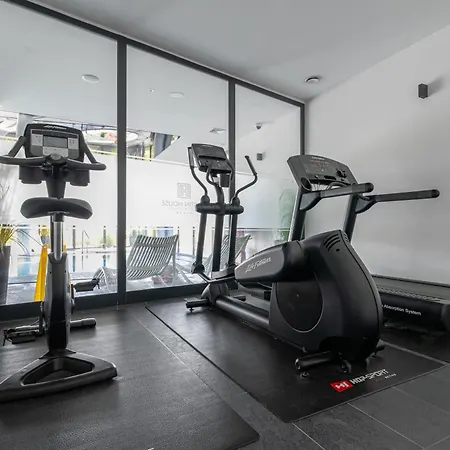 Westin House 410 Appartement